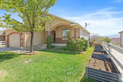5763 S Stone Bluff Way W, Kearns, UT 84118 - Photo 6