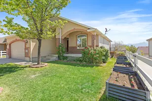 5763 S Stone Bluff Way W, Kearns, UT 84118 - Photo 6