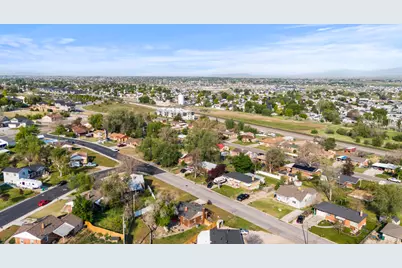 2101 W 3900 S, Roy, UT 84067 - Photo 34