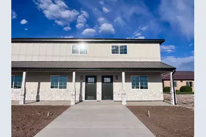 70 N 400 W, Fillmore, UT 84631 - Photo 32