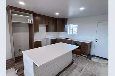 70 N 400 W, Fillmore, UT 84631 - Photo 4