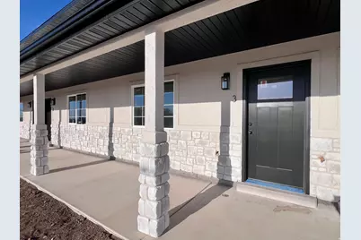 70 N 400 W, Fillmore, UT 84631 - Photo 28