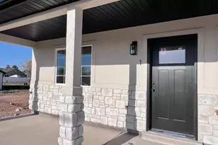 70 N 400 W, Fillmore, UT 84631 - Photo 26