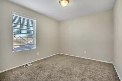 3350 N Osprey Way, Layton, UT 84040 - Photo 14