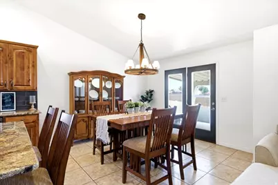 955 W 25 N, Clearfield, UT 84015 - Photo 10