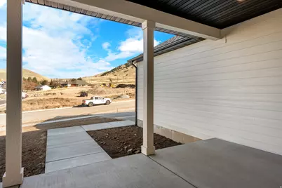 1130 E 245 N, Hyde Park, UT 84318 - Photo 4