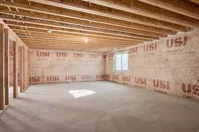1130 E 245 N, Hyde Park, UT 84318 - Photo 36