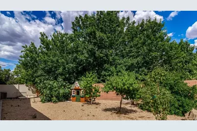 2226 E Crimson Cir, Saint George, UT 84790 - Photo 20