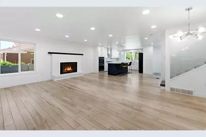 121 N 300 E, Alpine, UT 84004 - Photo 8