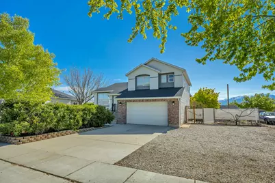 8847 Mountain Vista Dr, West Jordan, UT 84088 - Photo 2