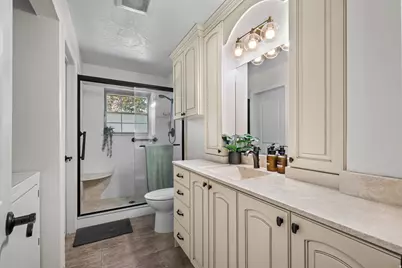 1075 N 200 E, Lehi, UT 84043 - Photo 18