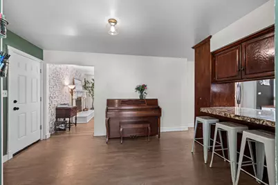 1075 N 200 E, Lehi, UT 84043 - Photo 6