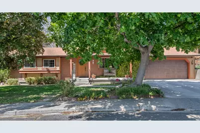 1075 N 200 E, Lehi, UT 84043 - Photo 2