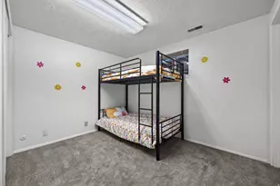1075 N 200 E, Lehi, UT 84043 - Photo 24