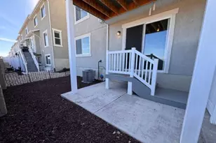 4368 W Hemsley Ln, Herriman, UT 84096 - Photo 26