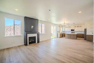 379 W Autumn Creek Dr S, Saratoga Springs, UT 84045 - Photo 12