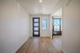 379 W Autumn Creek Dr S, Saratoga Springs, UT 84045 - Photo 2