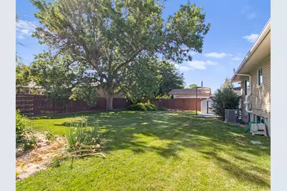 4545 S Thornwood Ave, Taylorsville, UT 84123 - Photo 6