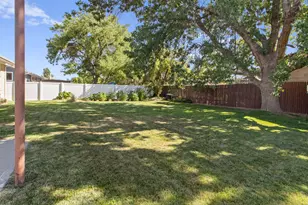 4545 S Thornwood Ave, Taylorsville, UT 84123 - Photo 8