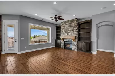 1934 E 1060 N, Saint George, UT 84770 - Photo 8