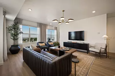 4046 S Sandridge Dr W #3, Roy, UT 84067 - Photo 4
