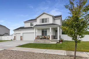 2872 S 2900 W, Syracuse, UT 84075 - Photo 2
