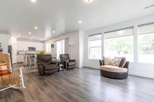 2872 S 2900 W, Syracuse, UT 84075 - Photo 4