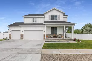 2872 S 2900 W, Syracuse, UT 84075 - Photo 1