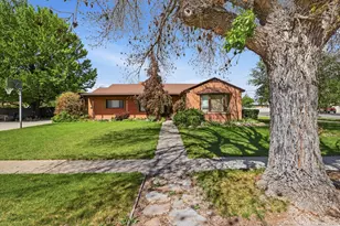 581 N 200 E, Tremonton, UT 84337 - Photo 2
