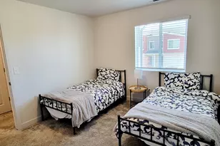 933 W Sunspear Dr, Saratoga Springs, UT 84045 - Photo 30