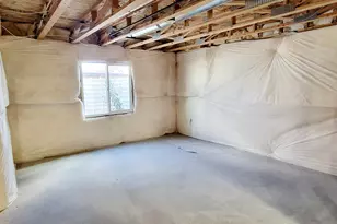 933 W Sunspear Dr, Saratoga Springs, UT 84045 - Photo 32
