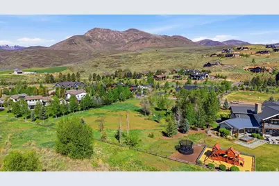 2410 N River Meadows Pkwy #4, Midway, UT 84049 - Photo 24