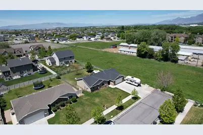 65 N 450 W, Springville, UT 84663 - Photo 2