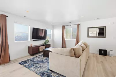 3881 S 2990 W, West Haven, UT 84401 - Photo 4