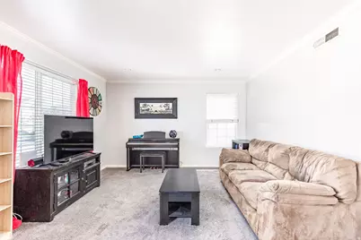 4156 S Davencrest Ln, Taylorsville, UT 84129 - Photo 2