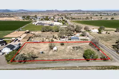 1211 W Midvalley Rd, Cedar City, UT 84721 - Photo 4