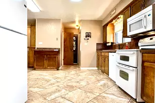 266 N 250 W, Vernal, UT 84078 - Photo 8