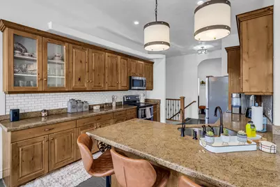2016 N Nuttall Dr, Lehi, UT 84043 - Photo 10