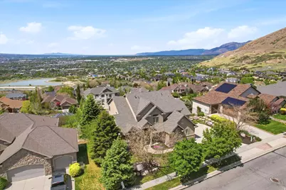 1733 E Crimson Oak Dr, Draper, UT 84020 - Photo 6