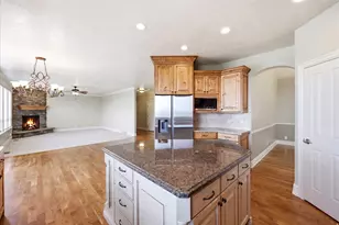 1733 E Crimson Oak Dr, Draper, UT 84020 - Photo 36