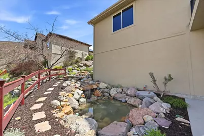 1733 E Crimson Oak Dr, Draper, UT 84020 - Photo 18