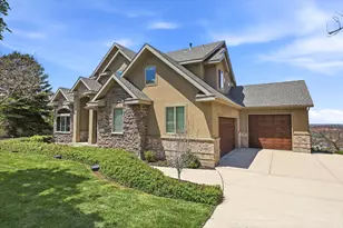 1733 E Crimson Oak Dr, Draper, UT 84020 - Photo 4