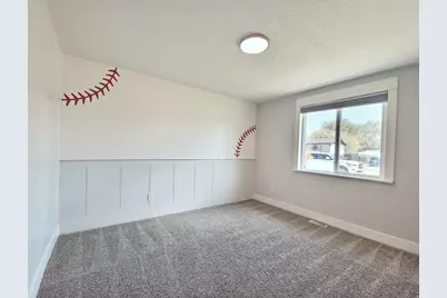 105 E 600 S, Vernal, UT 84078 - Photo 14