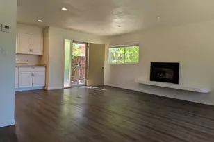 227 E 3060 N, Provo, UT 84604 - Photo 6