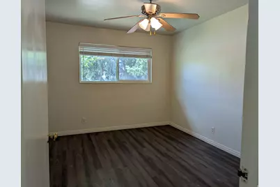 227 E 3060 N, Provo, UT 84604 - Photo 8