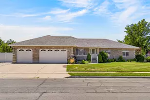 766 E 3050 N, Lehi, UT 84043 - Photo 2