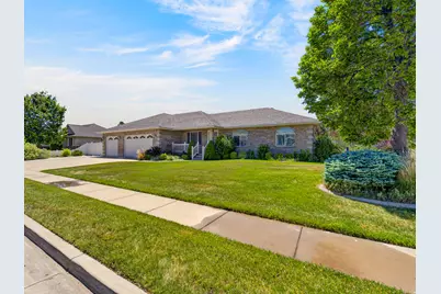 766 E 3050 N, Lehi, UT 84043 - Photo 4