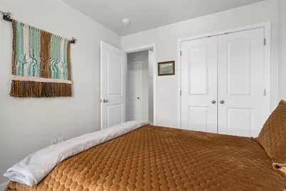 4893 W South Jordan Pkwy, South Jordan, UT 84009 - Photo 32