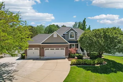 238 Kay Cir, Kaysville, UT 84037 - Photo 2
