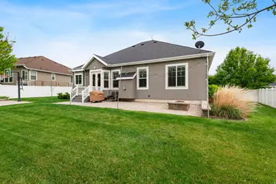 626 W Parkview Dr, Lehi, UT 84043 - Photo 42